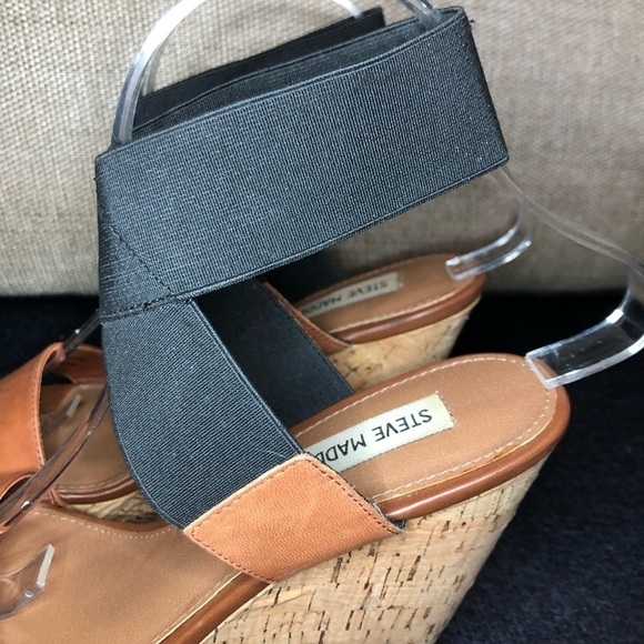 Steve Madden Roperr Brown & Black Strap Cork Wedges Size 7.5 - Picture 2 of 10